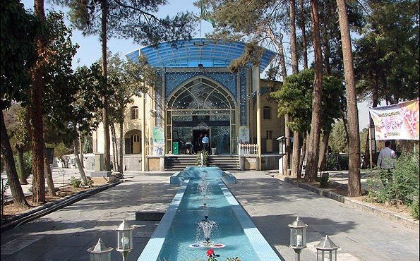 میراث فرهنگی کجاست؟ تخریب گسترده قبور تاریخی در آرامگاه ثبت ملی ابن‌بابویه