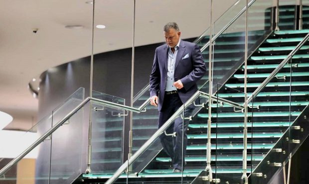 ساعت‌های ژاپنی با امضای اسطوره فوتبال ایران؛ ریچنست معرفی شد