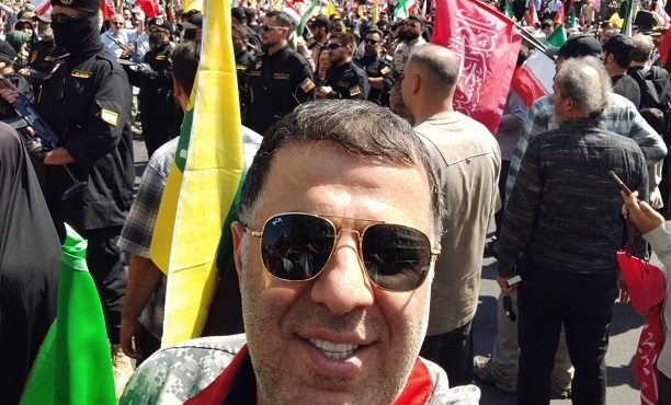 چهارراه ولیعصر و مسیرهای منتهی به میدان انقلاب شاهد تراکم گسترده جمعیت چهارراه ولیعصر و مسیرهای منتهی به میدان انقلاب شاهد تراکم گسترده جمعیت